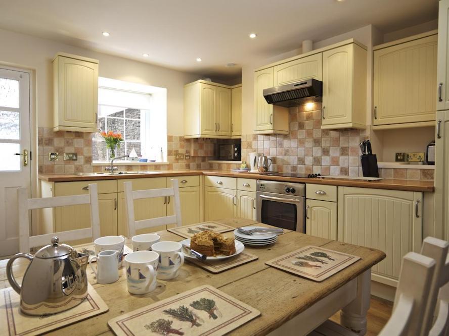 7 Charles Street Villa Dartmouth Bagian luar foto