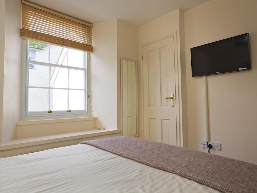 7 Charles Street Villa Dartmouth Bagian luar foto