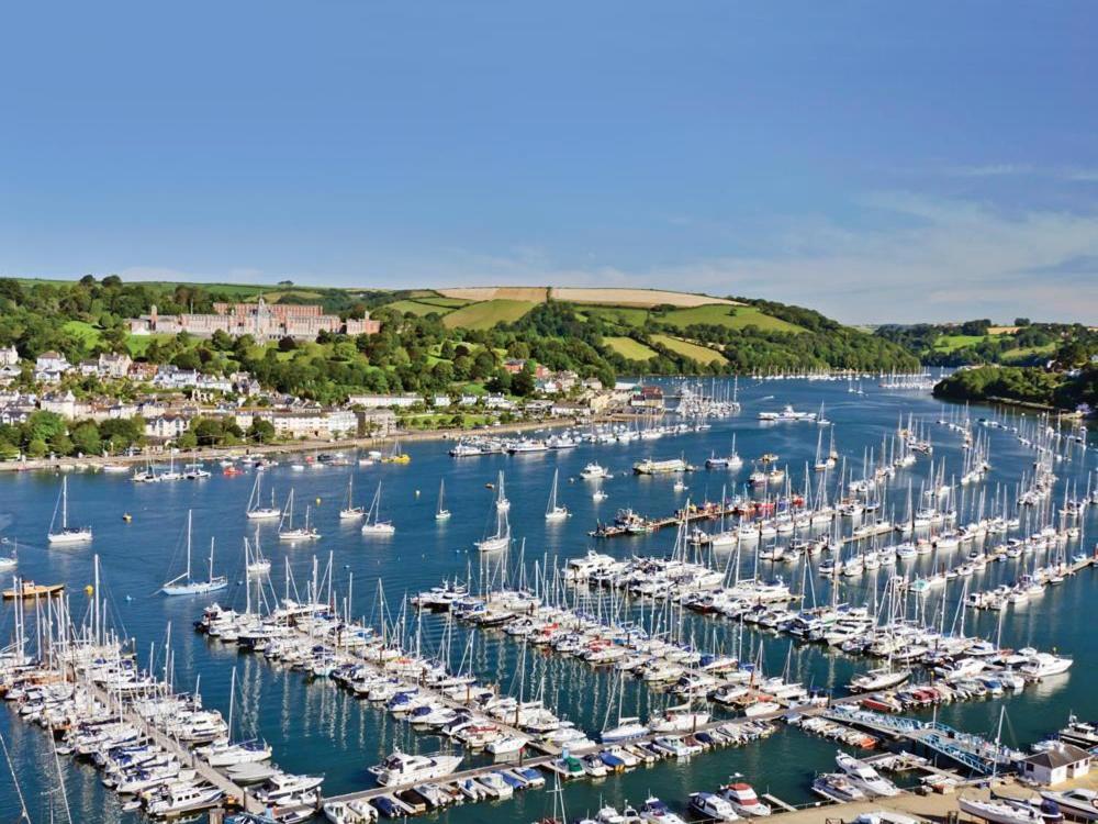 7 Charles Street Villa Dartmouth Bagian luar foto